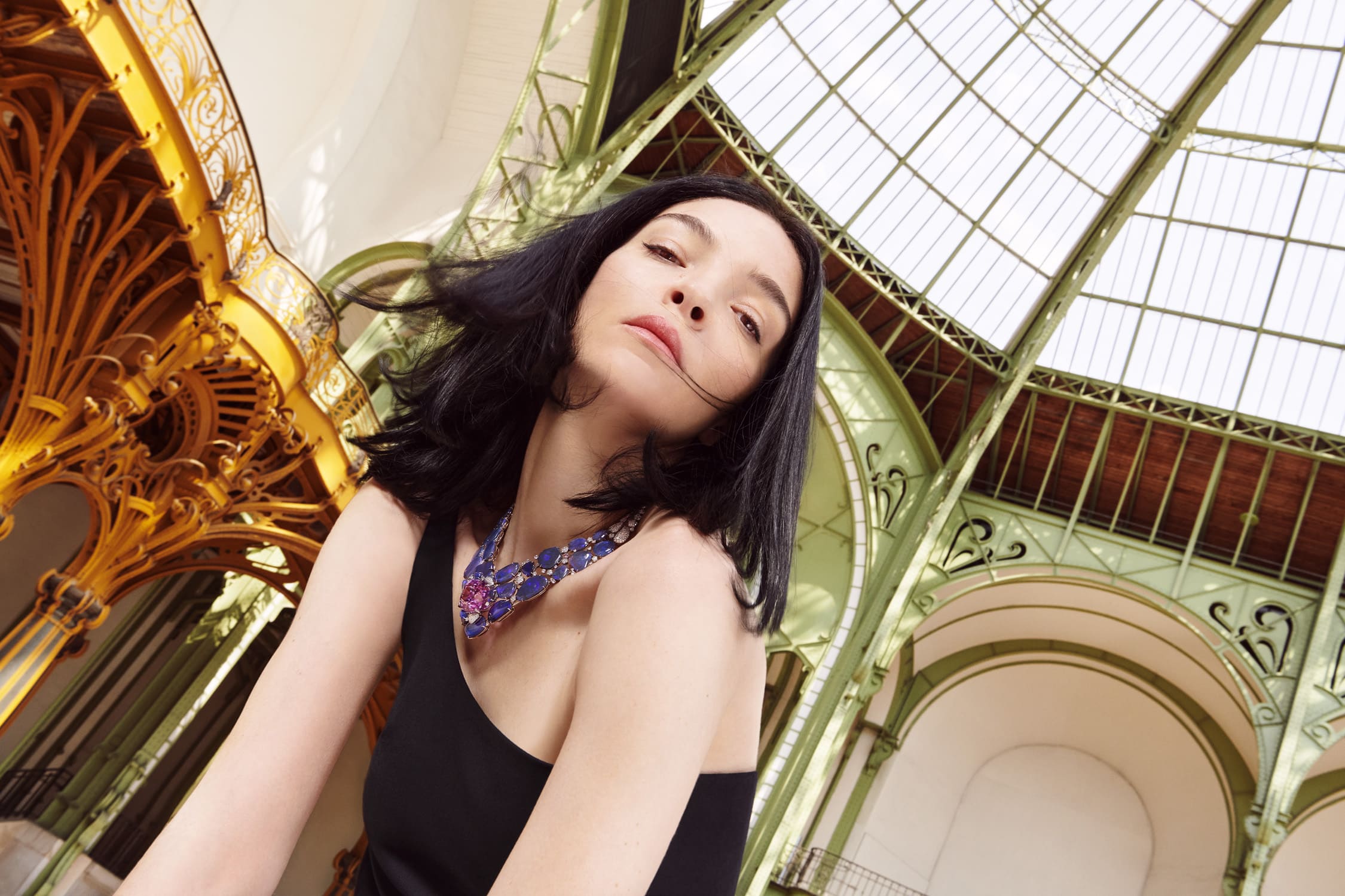 Mariacarla Boscono wearing Cartier jewelry, photography by Sophie Delaporte