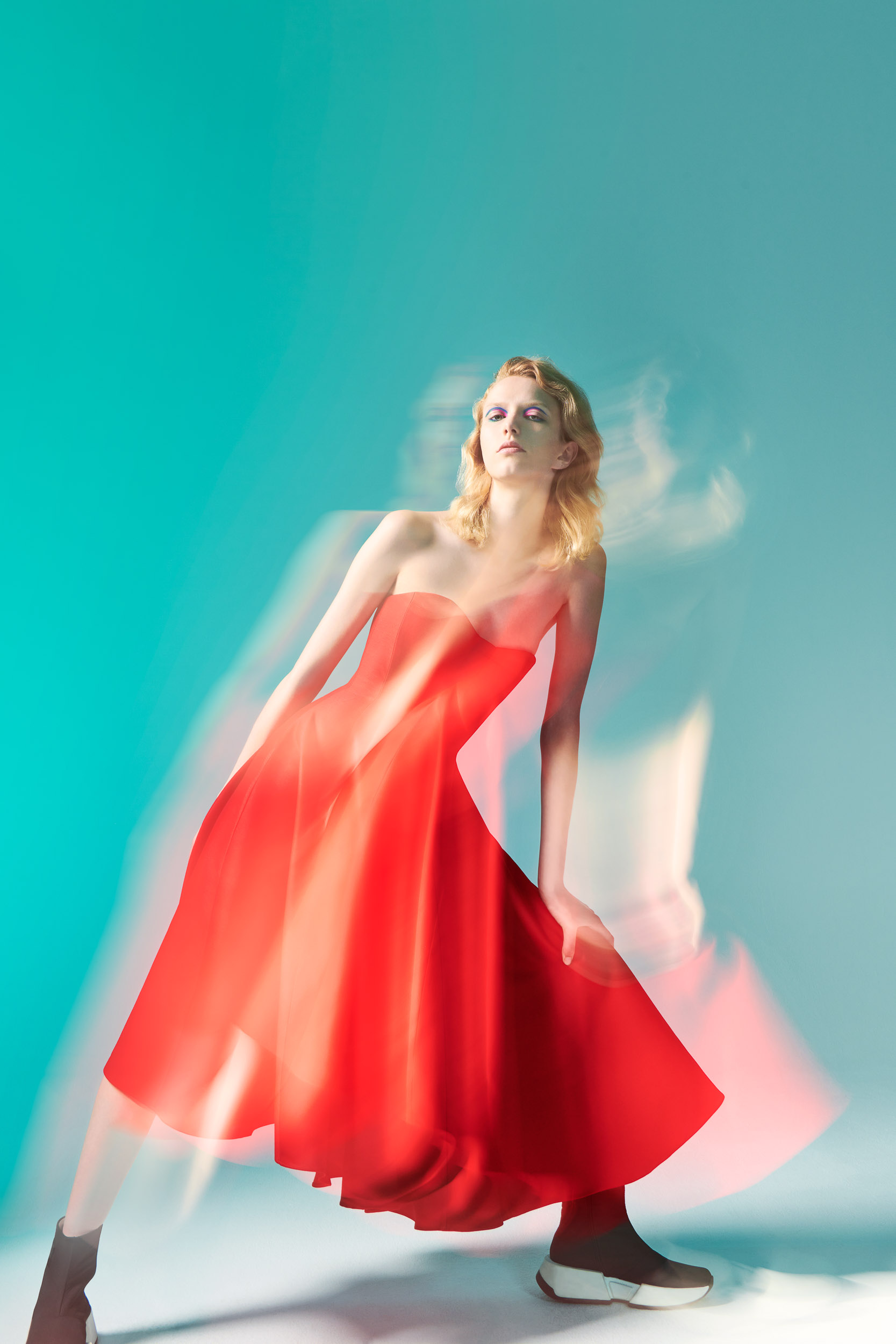SKP magazine by Sophie Delaporte, featuring lighting and retouching by Emmanuel Pineau